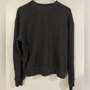 Black crew neck sweatshirt
